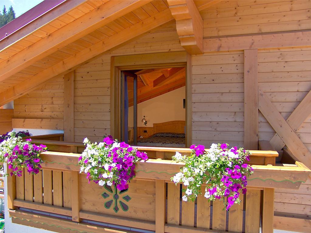 Hotel Madonna Delle Nevi Folgarida Szoba fotó